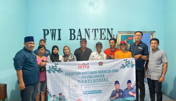 Menyambut HPN 2025, PWI Banten Gelar Bakti Sosial