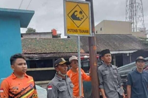 Muncul Plang Peringatan Tsunami di Sekitar Lokasi Pagar Laut, Ini Kata BPBD Tangerang