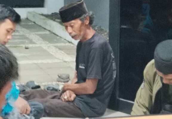 Nahas Nasib Pria Sepuh Asal Jayanti, Kuli Bangunan kantor PT New Hope Tak Dibayar