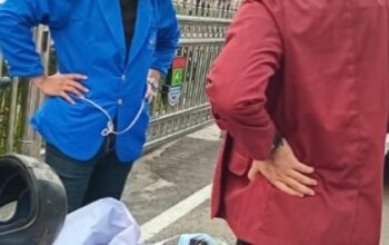 Demo di Kantor Bupati Tangerang, Mahasiswa Bakar Spanduk HPN