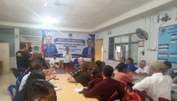 Sebanyak 37 Wartawan Ikuti KLW di PWI Kota Tangerang