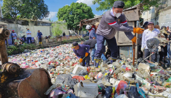 Bersihkan Sampah di Kali Mati, Bupati Tangerang Himbau Masyarakat Jaga Keberhasilan