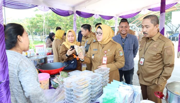 Intan Apresiasi Gerakan Pangan Murah dan Bazar UMKM di Alun-alun Tigaraksa
