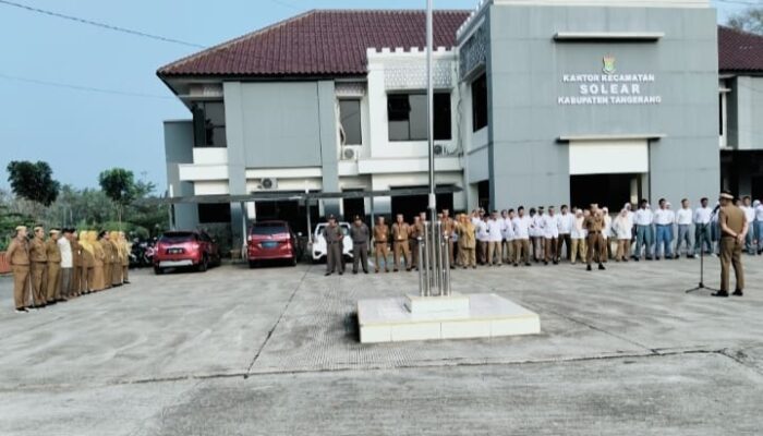 Apel Perdana, Camat Rizkia Ajak Seluruh Elemen Bersinergi Bangun Solear