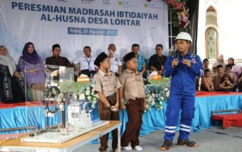 Program TJSL, UBP Lontar Renovasi Sekolah MI Al-Husna  Kemiri