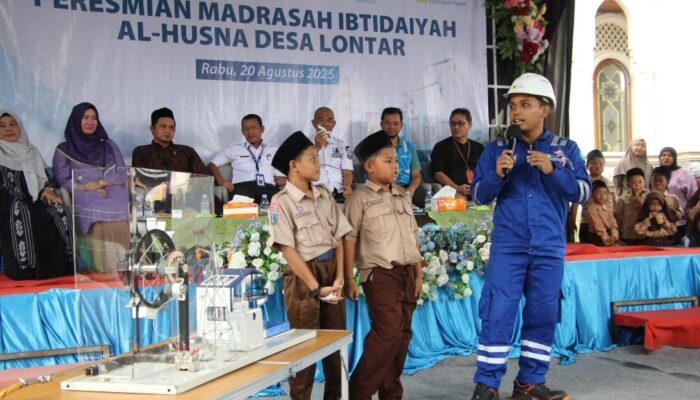 Program TJSL, UBP Lontar Renovasi Sekolah MI Al-Husna  Kemiri